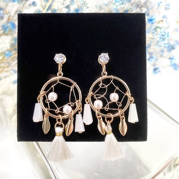 Tassel Earrings - Picture 2 of 3